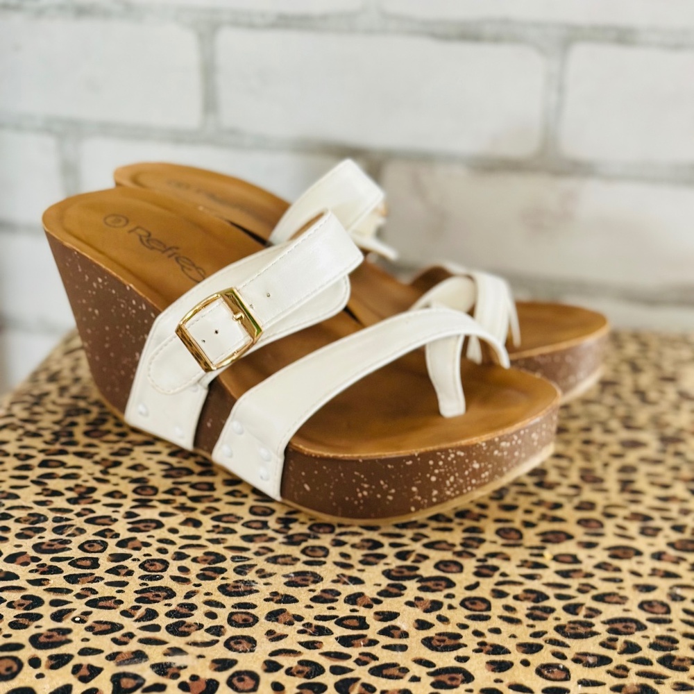 Women’s Size 9 Wedge